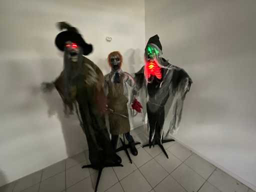 Poupée animatronique d’Halloween (3x)