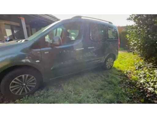 8b55649a-8547-4811-9ce2-ee0f4e3739fe.mp4