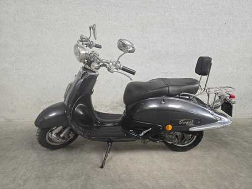 Fosti - Snor scooter - Retro 4T - Brommer 25km uitvoering f969kn