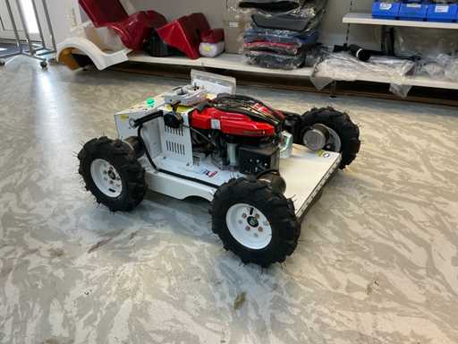 Mäher Ferngesteuert mit Hybridantrieb 12V