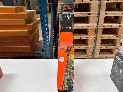 Black+Decker Electric Hedge Trimmer BEHT201-QS