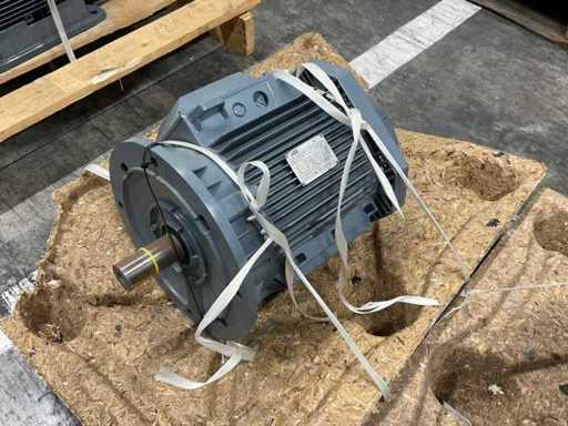 2013 ABB M2AA 132 SB2 Electric Motor