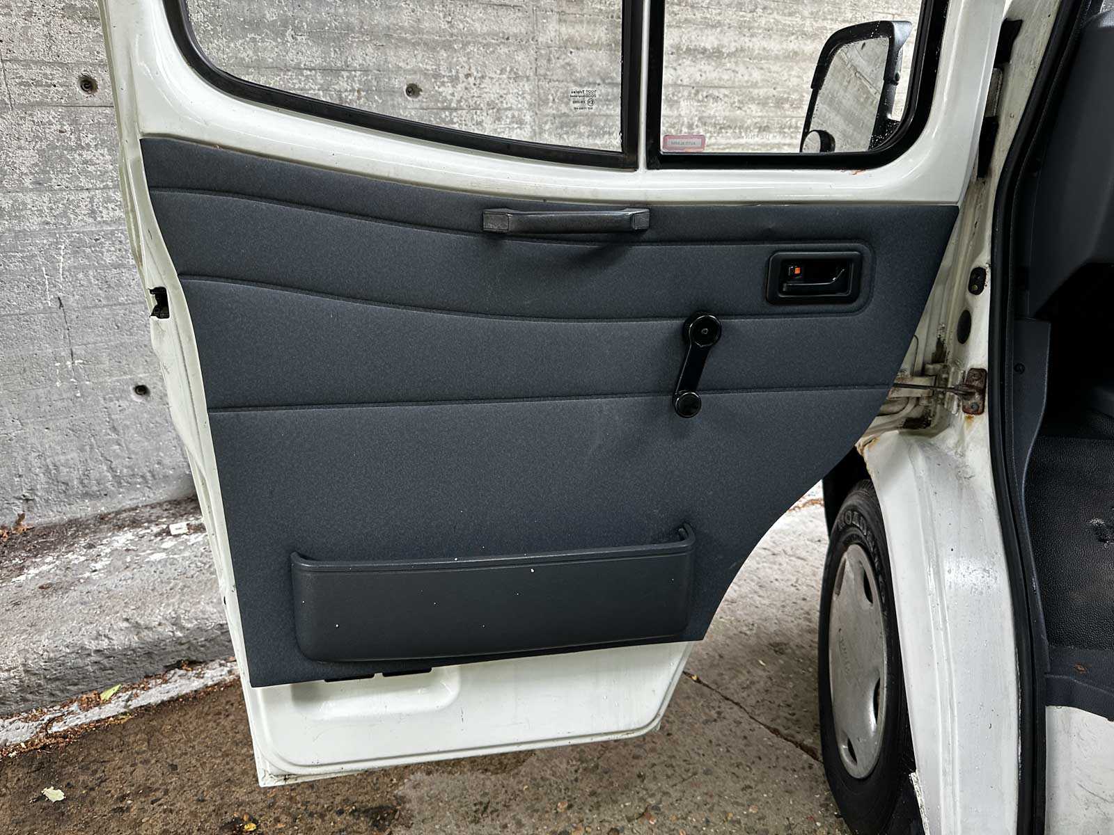 Ford Transit 100D KAMPEERAUTO 69pk 1992 Camper (Origineel-NL), DZ-NN-77