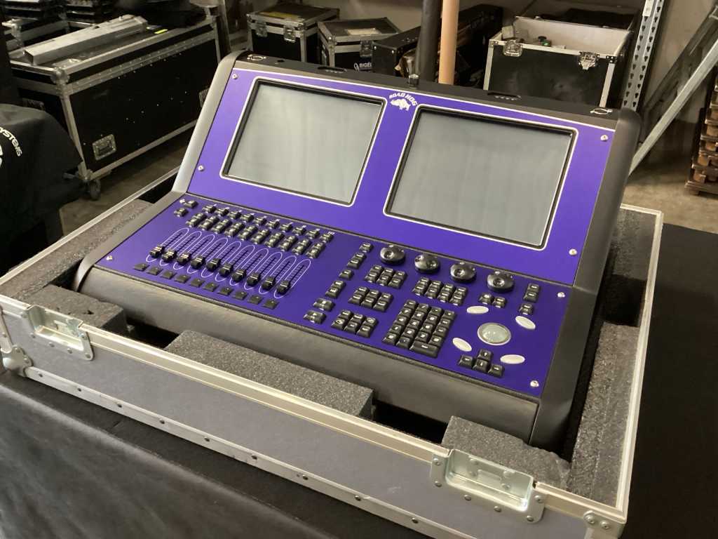 HIGH AND SYSTEM - ROAD HOG 3 - Lighting Mixer Console