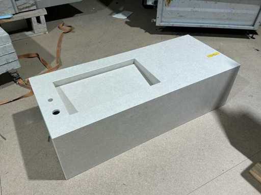 Neues Keramikwaschbecken 1200 x 500 mm mit integriertem Waschbecken