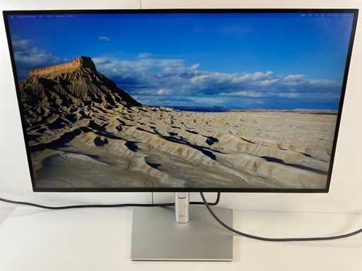Dell (U2723QE) 27”, 3840x2160 (UHD) IPS Monitor