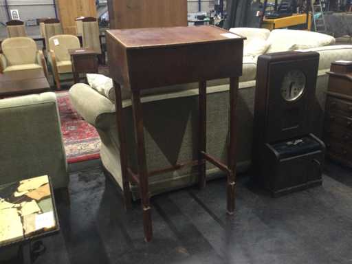 High old music stand