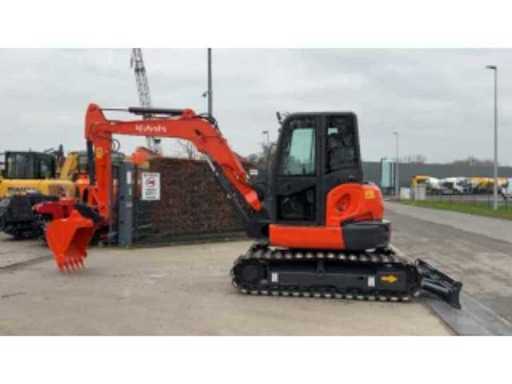 3829cf1b-cdfd-4aa8-8cef-364e250a86a3.mp4