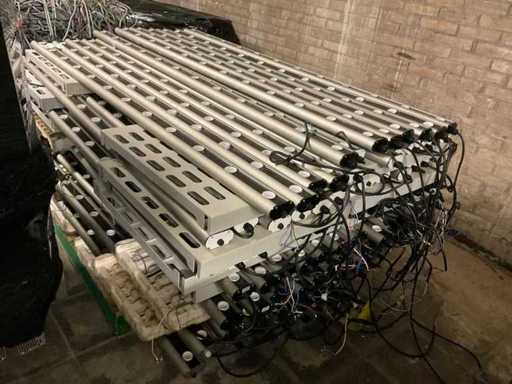 Corpuri de iluminat LED industriale cu adresare (90x)