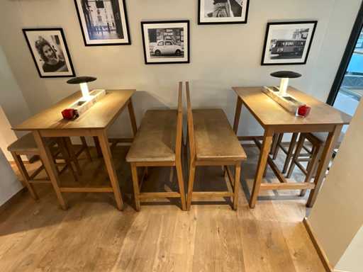 Hutten - Bartafel met bank en 2 barkrukken (2x)