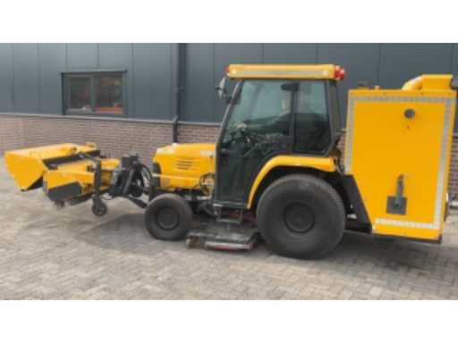 0623c81b-7b3c-43e2-acbc-acc876625b25.mp4