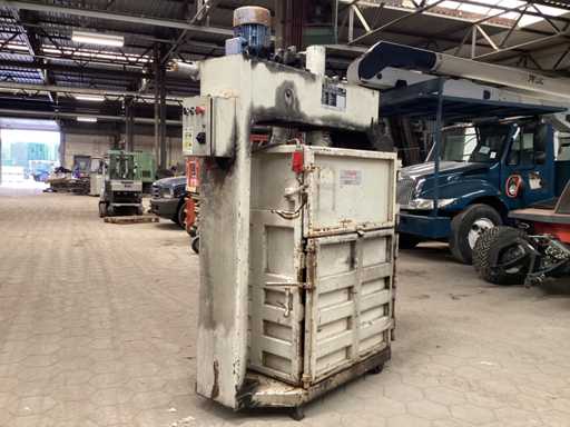 1993 Macpresse Minimac 10 ton Waste Baler