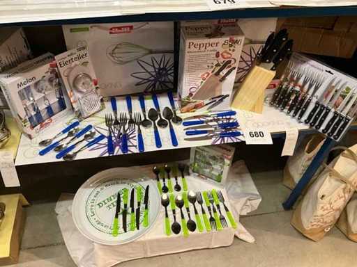 Various kitchen supplies SSW