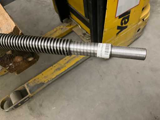 Șuruburi trapezoidale cu plumb