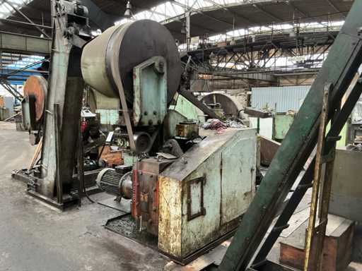 1976 SKODA ME6 Verschlussformmaschine