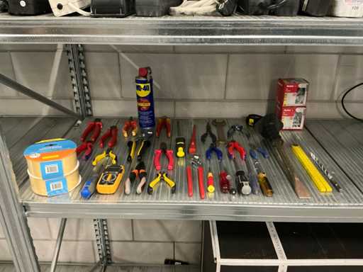 Lotto di vari utensili manuali/altri (36x)