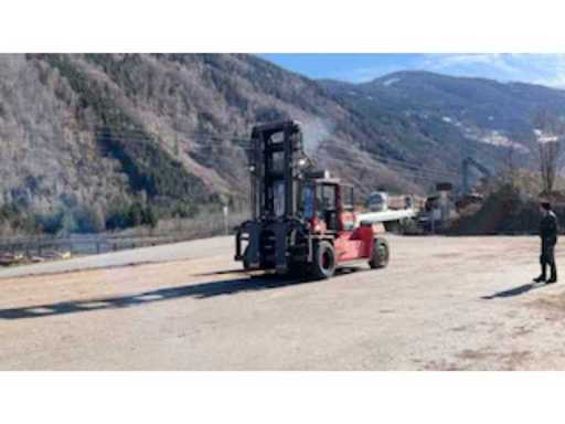 5ef23b37-c393-406c-8e5c-931393ead008.mp4