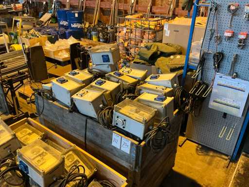 Bos Electric Switch Box (70x)