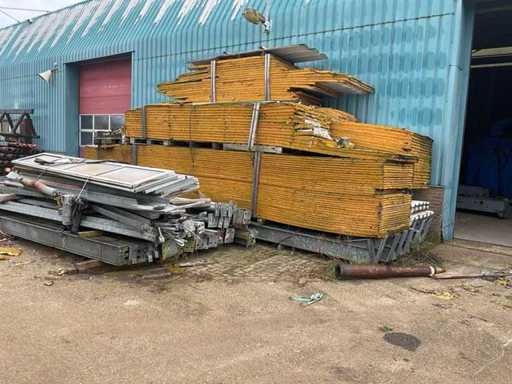 Steel construction (14x50) 700m2