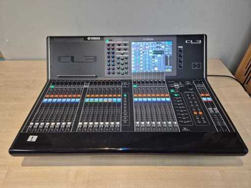 Consolle di missaggio digitale Yamaha CL3