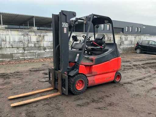 2006 Linde E30/03/600 Gabelstapler