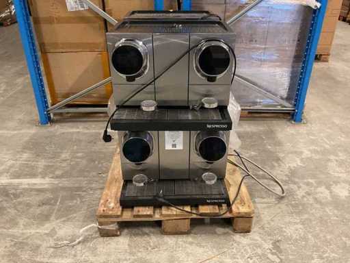 Koffiemachine - Nespresso Momento 200