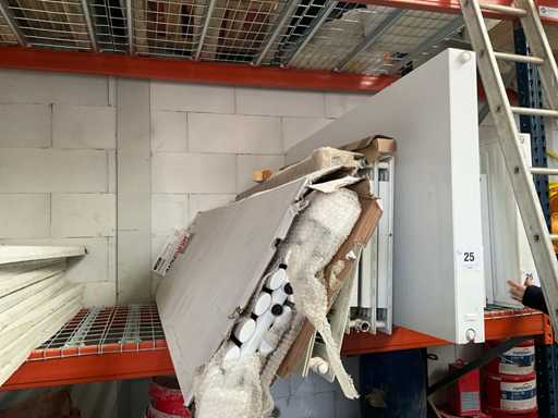 Various radiators (5x)