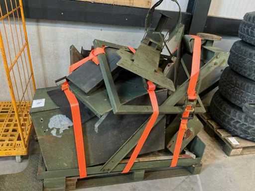 Batch of M900 series parts