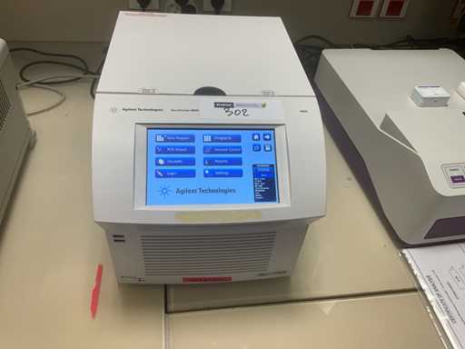 AGILENT TECHNOLOGIES SURECYCLER 8800 Thermocycleur