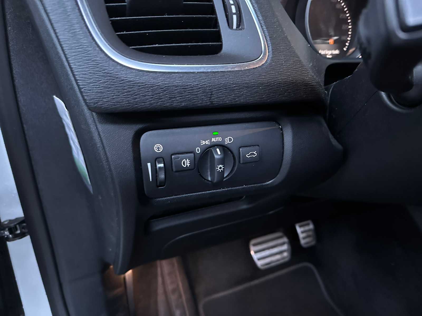 Volvo V40 1.5 T3 Polar+ Sport 152PK 2019, G-819-BH