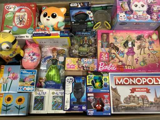 Nowe zabawki, w tym Lego i Pokemon