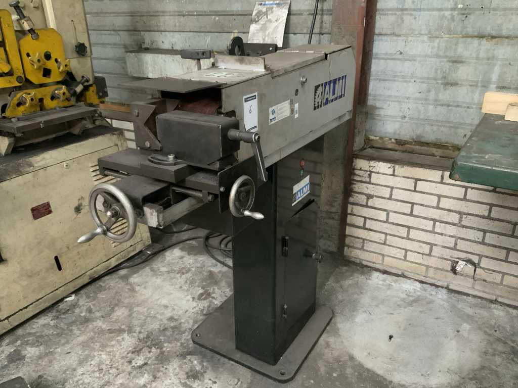 Almi - Pipe grinding machine