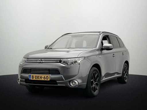 Mitsubishi Outlander 2.0 PHEV instyle 2014 | 8-XKH-60