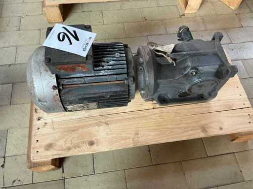 Materials and warehouse stocks