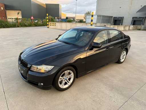 BMW - 2011 - 318 - Passenger car