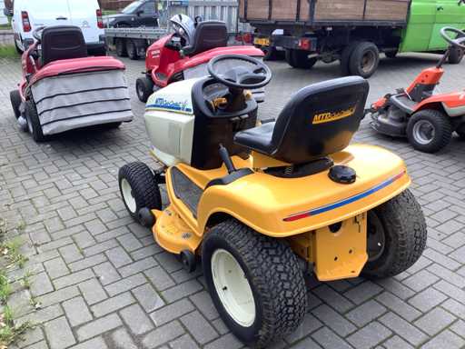 Cub Cadet hds2185 Mașini de tuns iarba