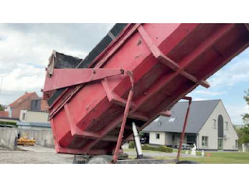 bfffaef1-8f83-4dd4-ae0b-f85171d5f629.mp4