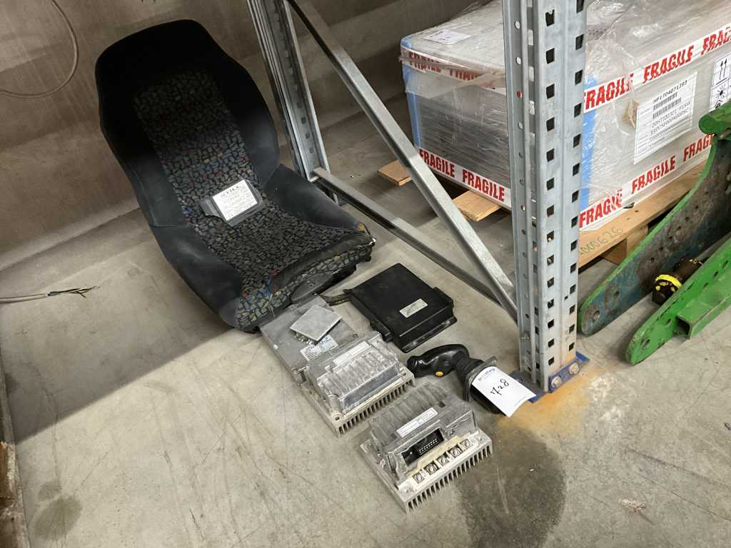 Batch of Forklift accessories