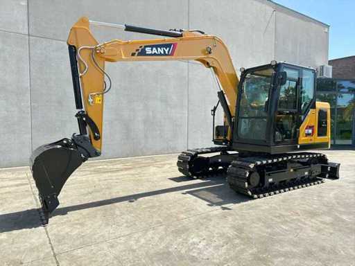 Excavators, forklifts and earthmoving equipment