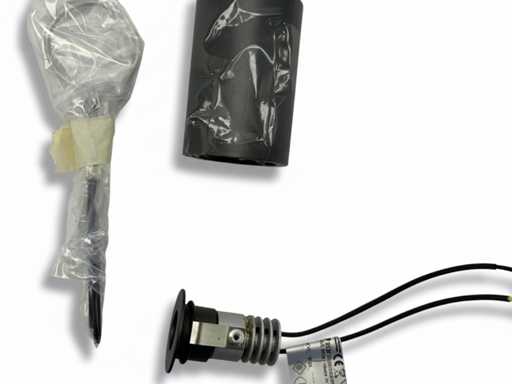 BCM 8FE07/KU2W-40/4 Iluminator interior compact