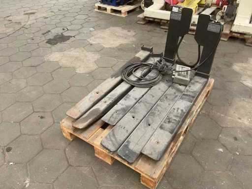 2019 GripTech WG4-25-E Heftruckvorkenset met een weegsysteem