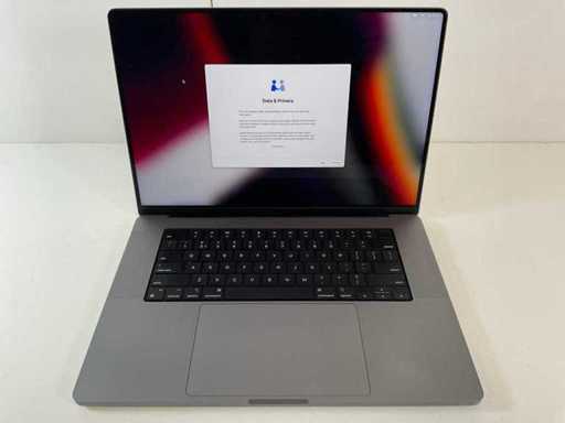 Apple MacBook Pro 16", Apple M1 Pro, 16GB RAM, 512GB SSD Laptop