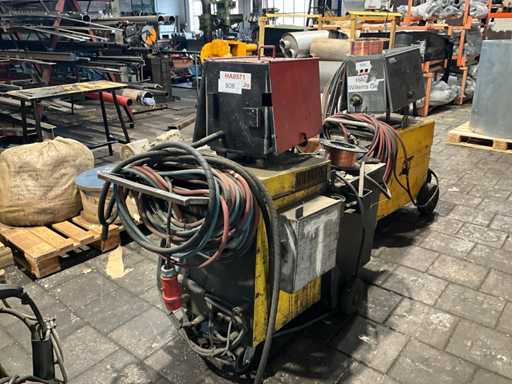 Esab LAG 315 Saldatrice ad elettrodo