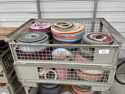 Mixed Lot Grinding Wheels New & Used - Various Diameters & Material Thickness & Bore - Including the Mesh Box