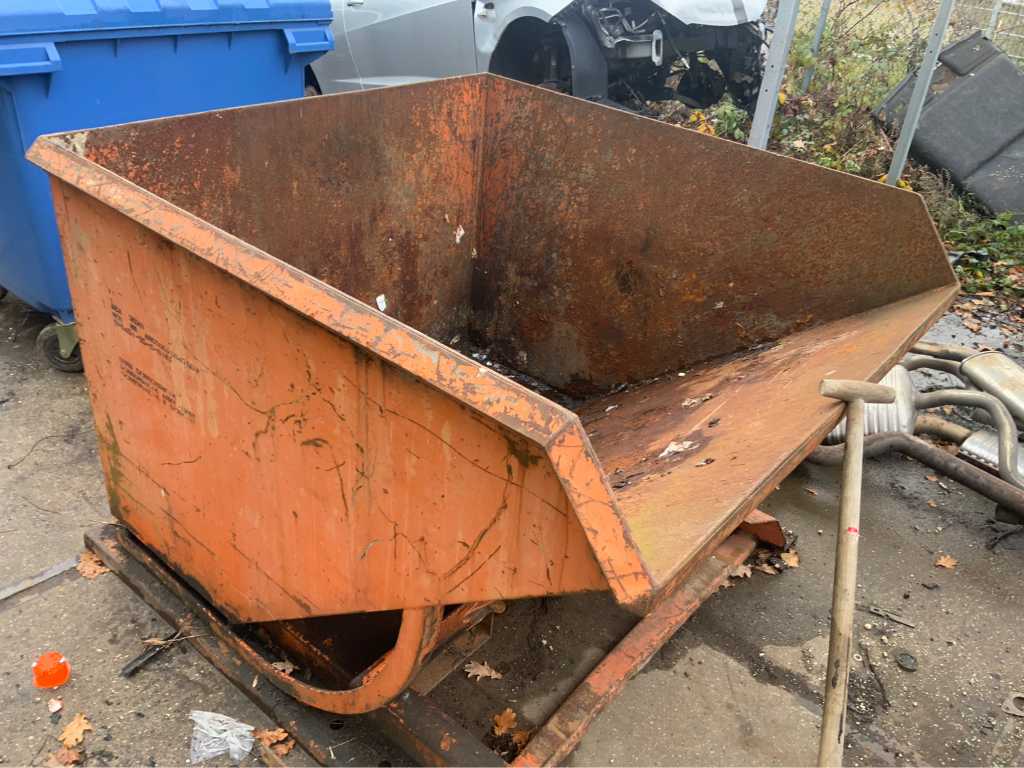 Waste container/ tipping container