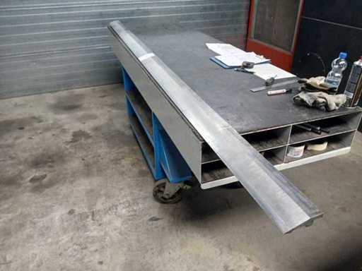 Amada - Promecam - Oberes Werkzeug