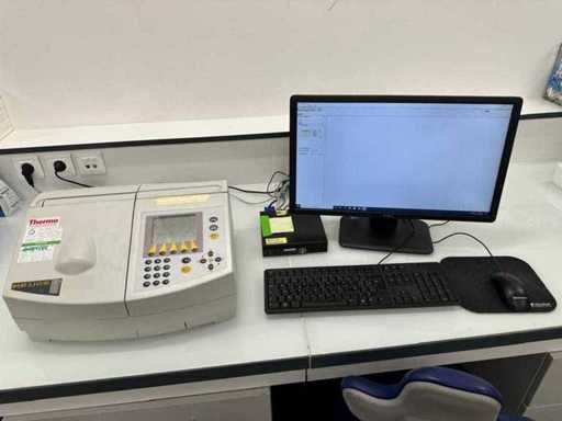 Thermo Electron - Helios Gamma - Spectrofotometer