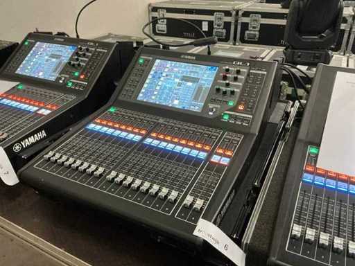 Yamaha QL1 Digitale mixer