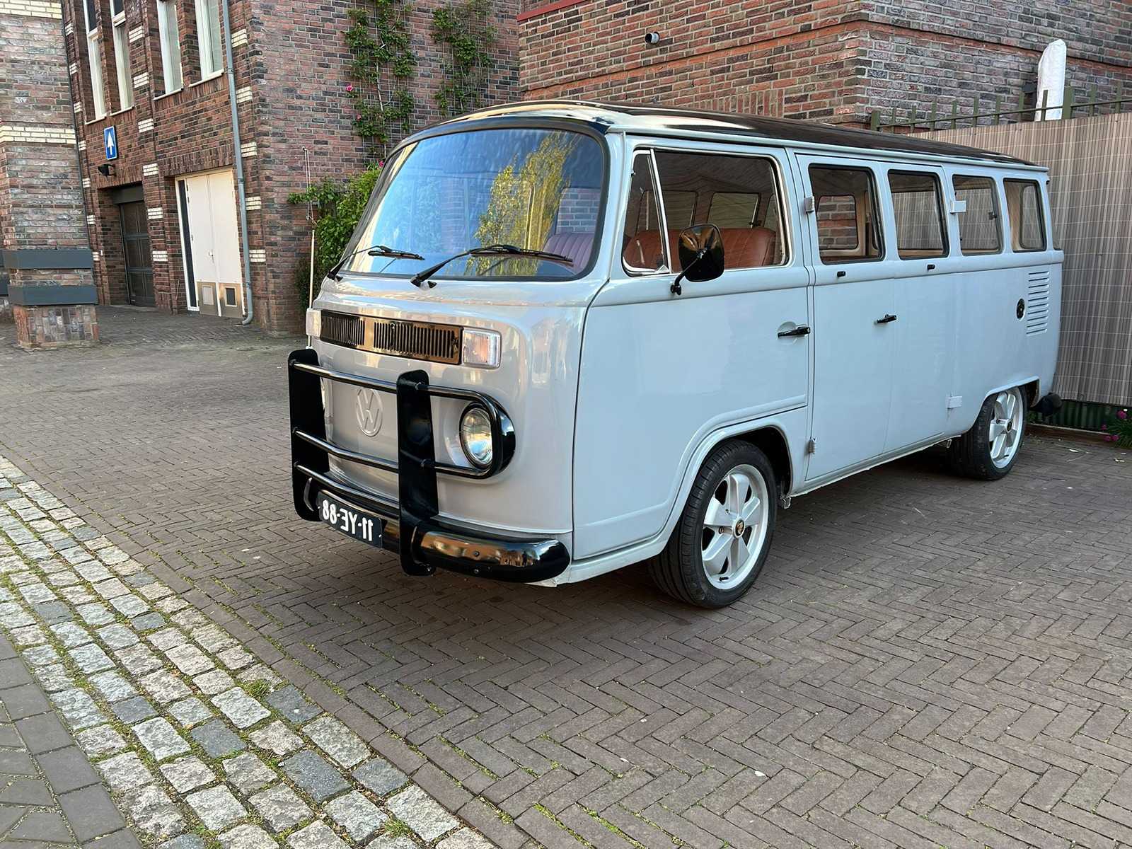 Volkswagen – Camper – T2 – Classic car
