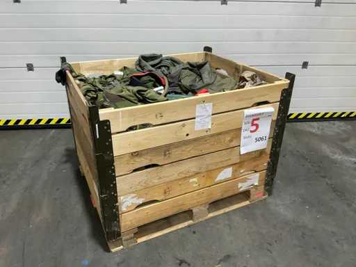 Diverse NL Legerkleding